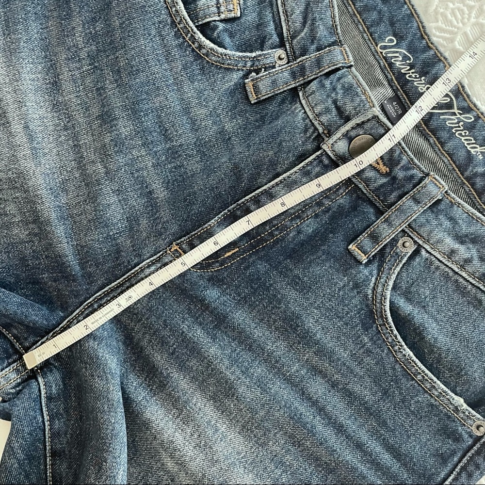 Universal Thread Highest Rise Straight Ripped Jean - image 8